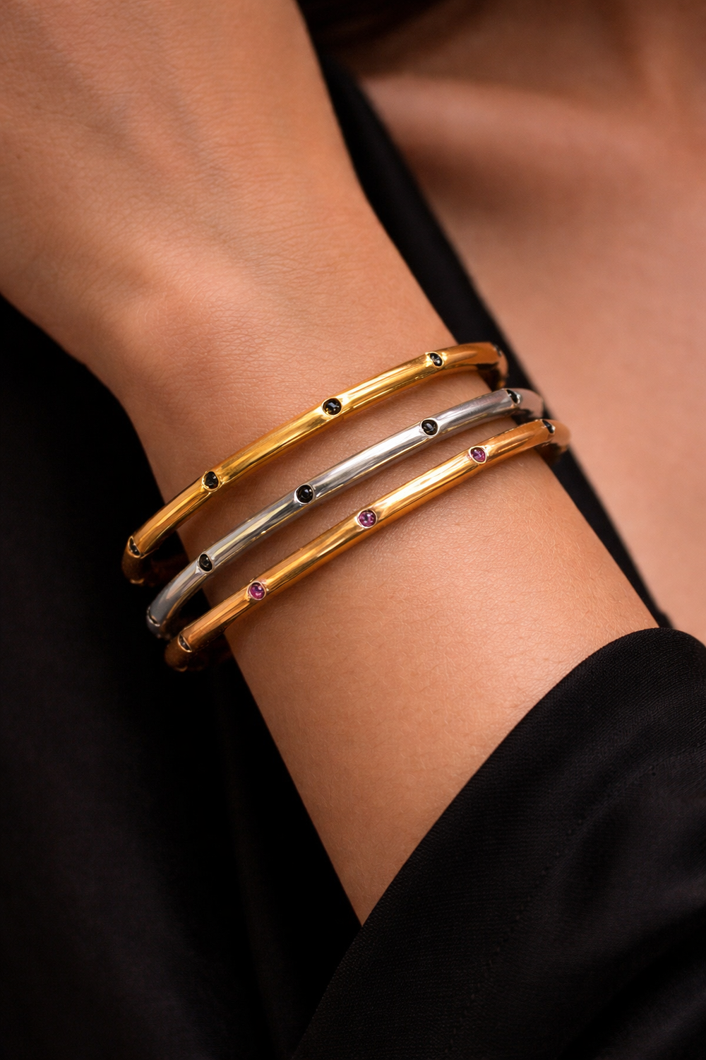 Dot Bangle