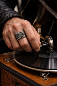 GRAMMY RING
