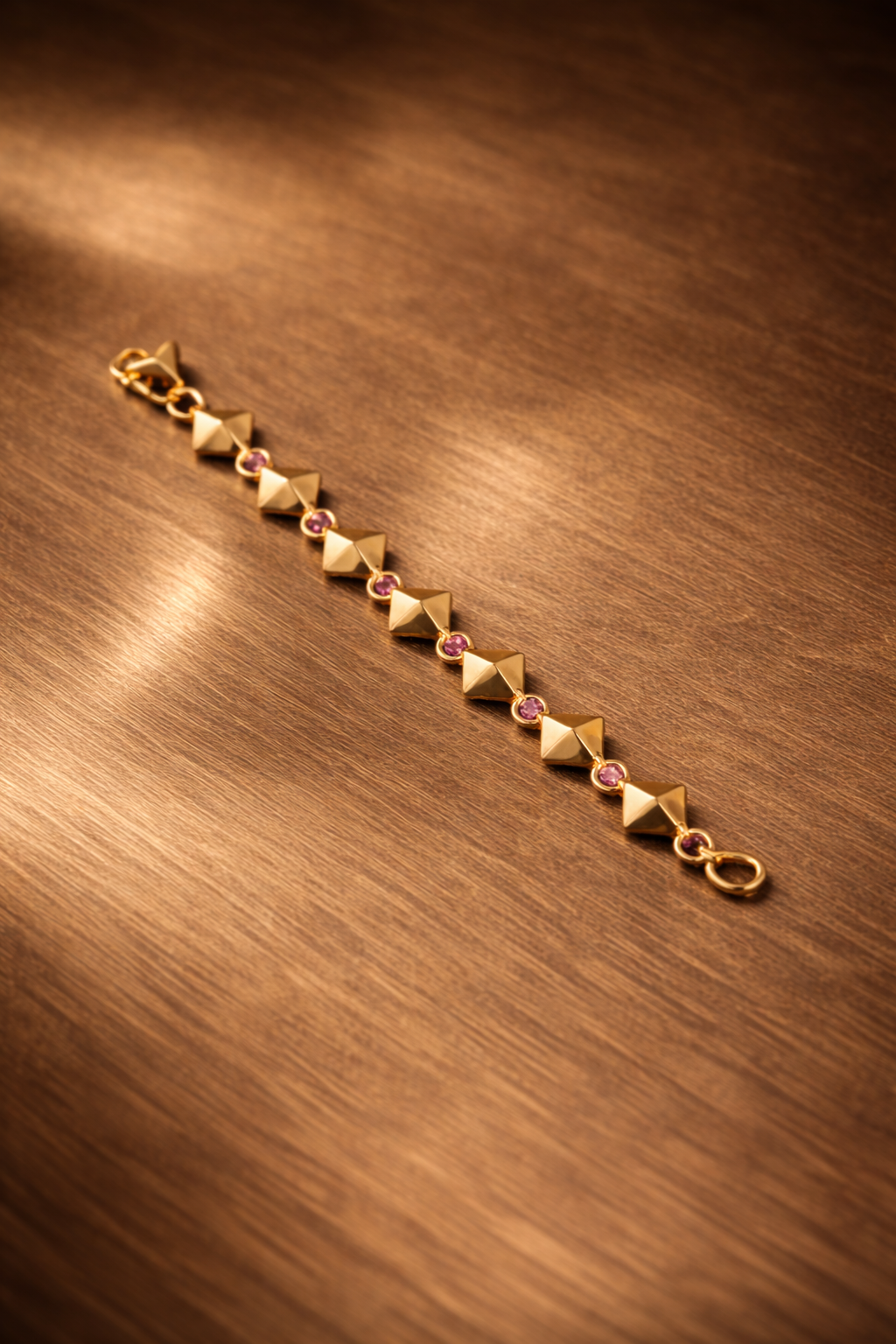 LOVE TRIANGLE BRACELET